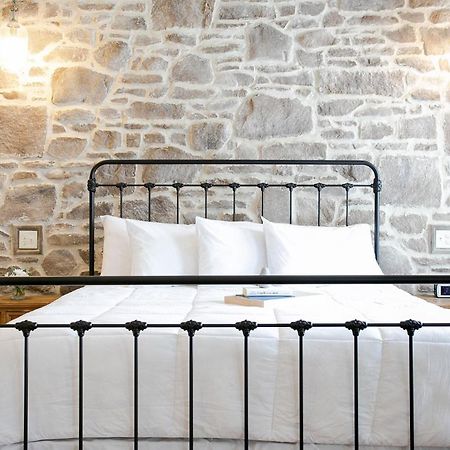 Farmhouse Suites By Amish Country Lodging Millersburg Zewnętrze zdjęcie
