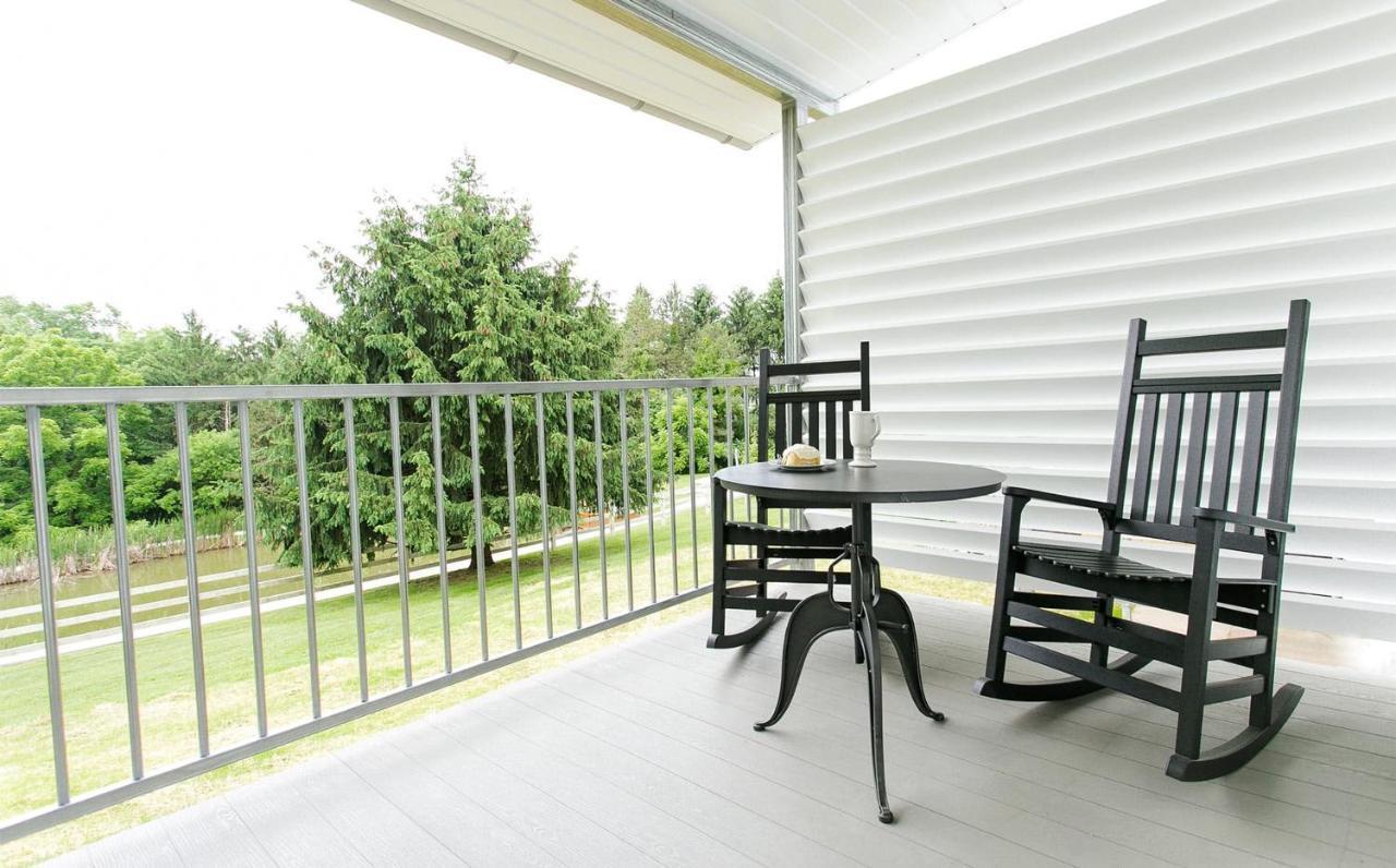 Farmhouse Suites By Amish Country Lodging Millersburg Zewnętrze zdjęcie